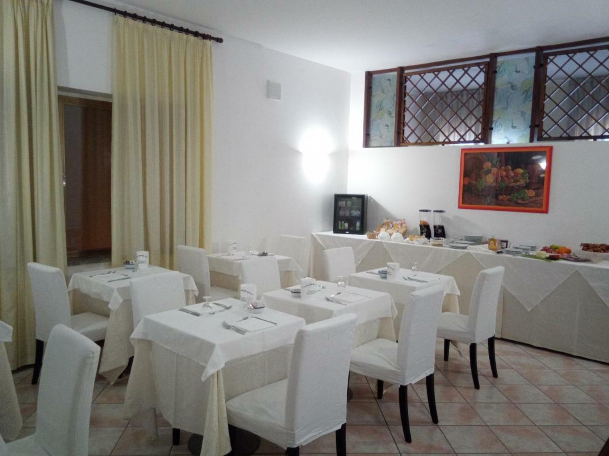 Hotel Baiardo Romagnano Sesia Exteriér fotografie